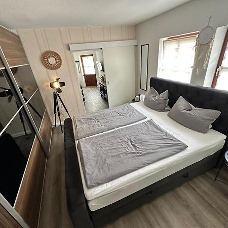 Ferienwohnung Am Strom Росток Екстер'єр фото