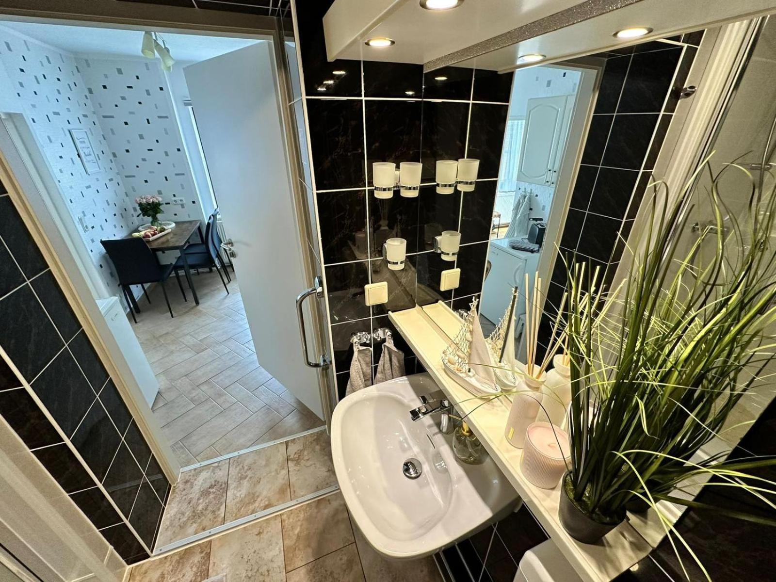 Ferienwohnung Am Strom Росток Екстер'єр фото